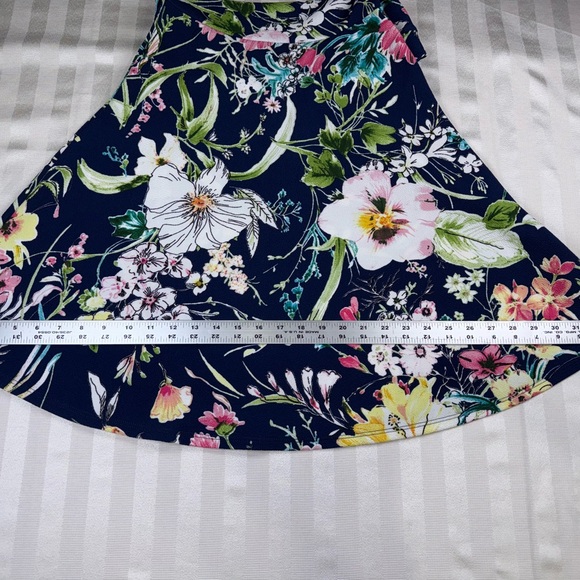 Gilli Floral Sleeveless Dress Cut-out Strappy Back Fit & Flare SMALL Navy & Pink - Picture 8 of 11